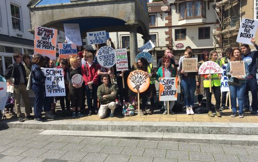 Art students protest course cuts at Falmouth University