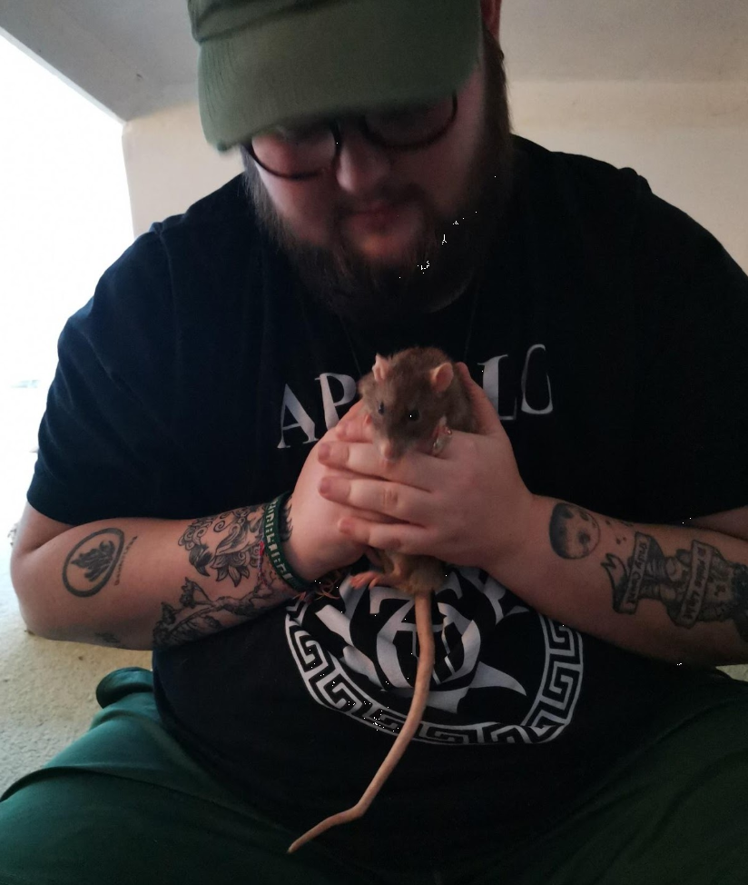 Alex-lee holding a rat