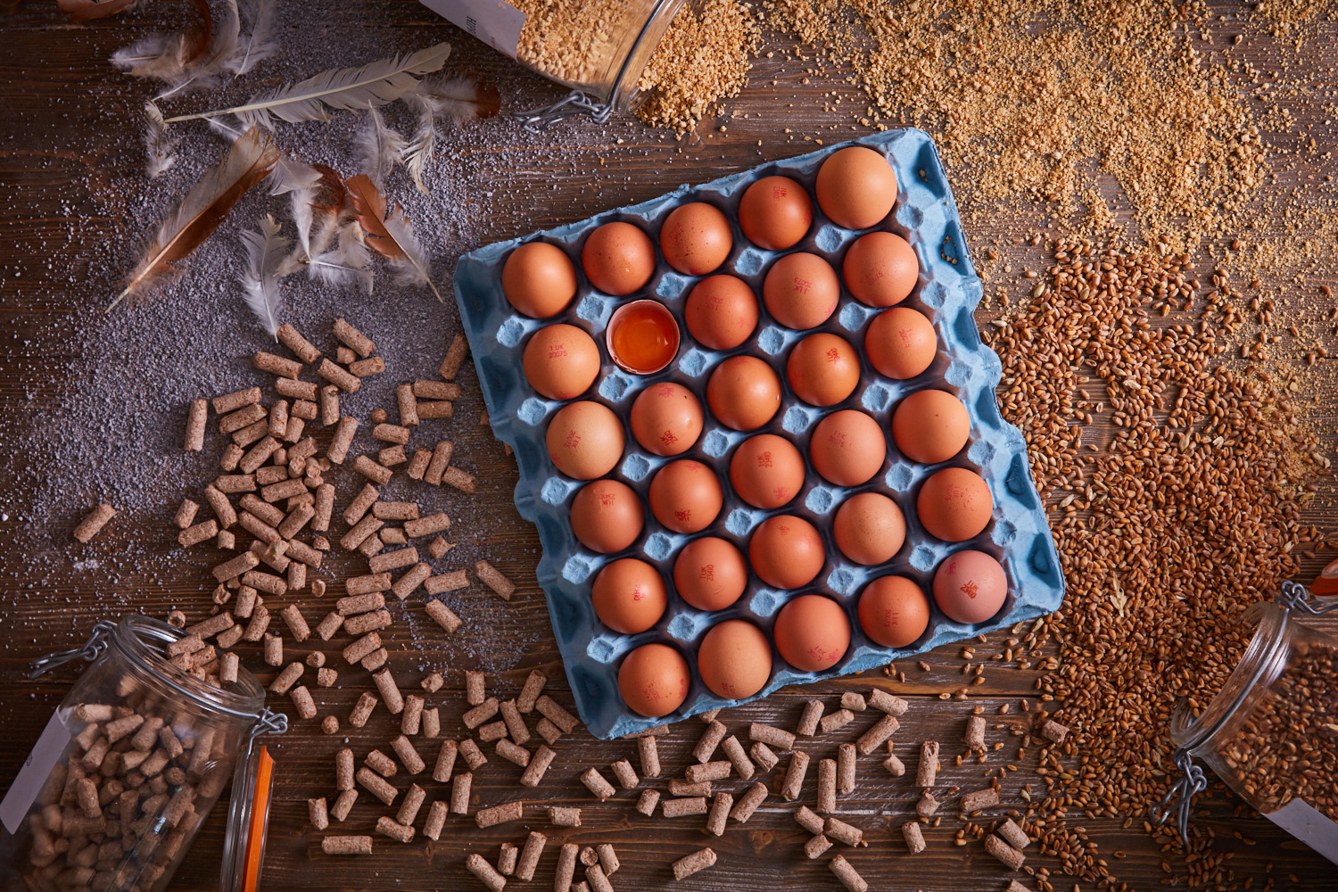 Cornish egg company donates thousands of eggs to food banks